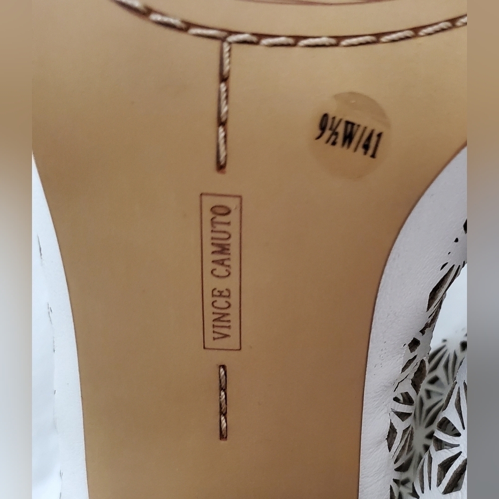 Vince Camuto Kalison Leather Stacked Heel Open Toe Ankle Strap Sandal - Picture 10 of 11